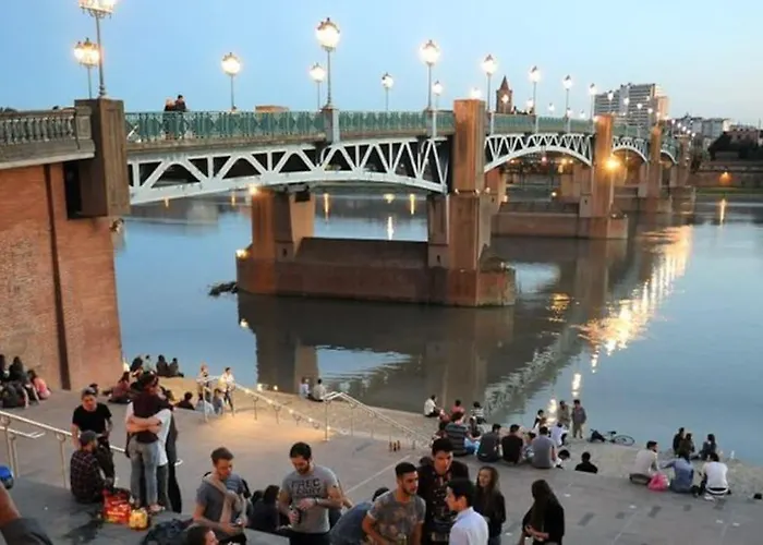 Bord De Garonne Avec Parking * Toulouse