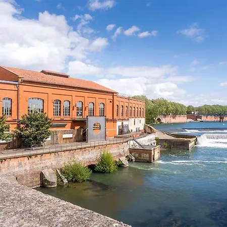 Apartamento Bord De Garonne Avec Parking *